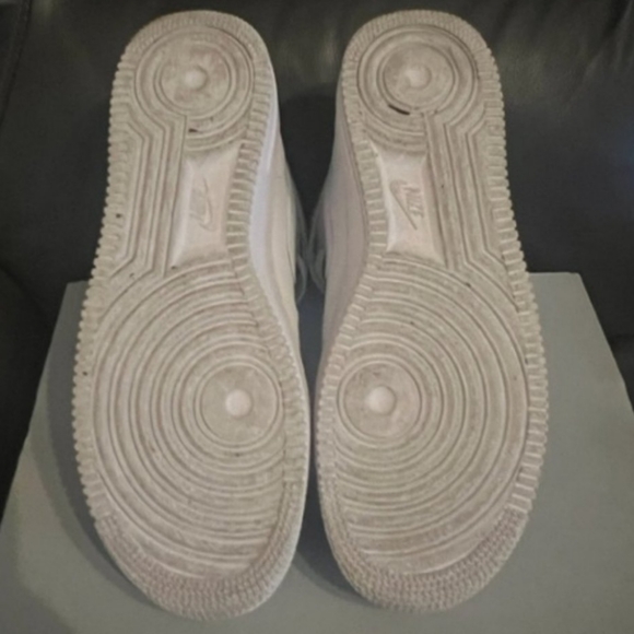 Men's Nike Af1 High Top '07 Sneakers - Picture 8 of 9